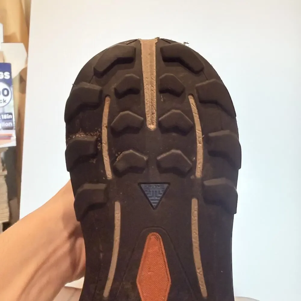 Brooks up sale
